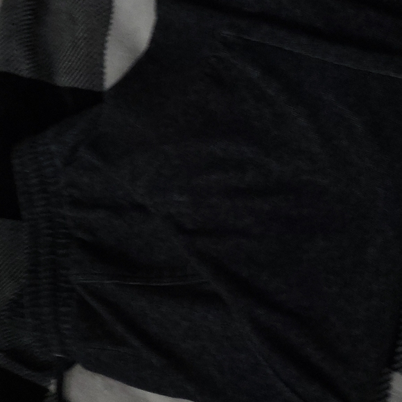 Capris - Picture 2 of 2